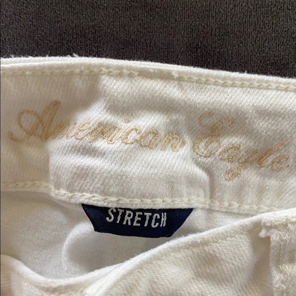 Shorts - Picture 3 of 4